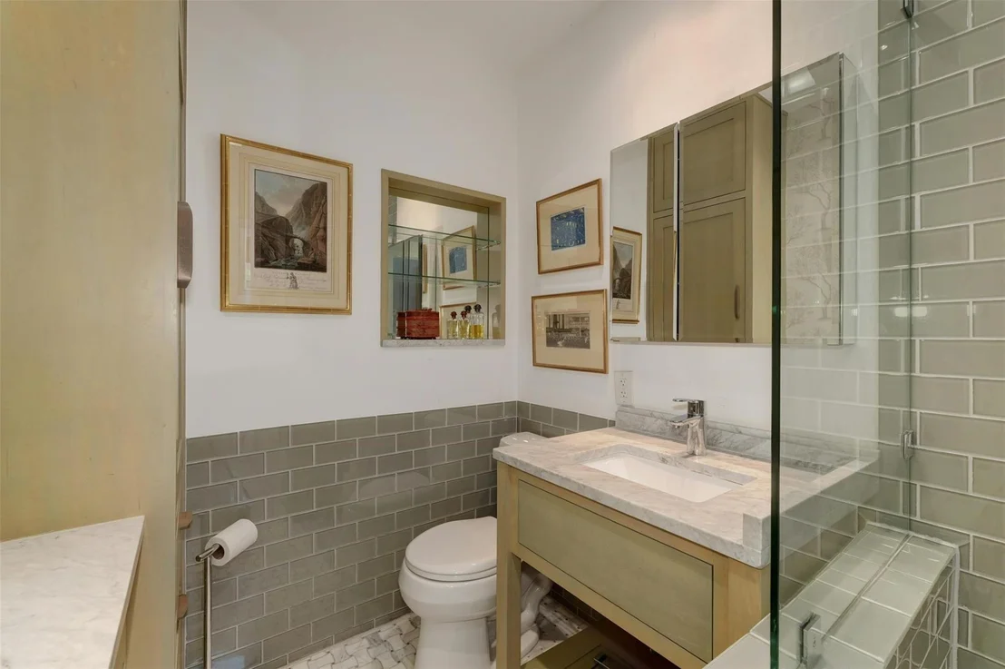 Photo of 1302 Berkshire DR