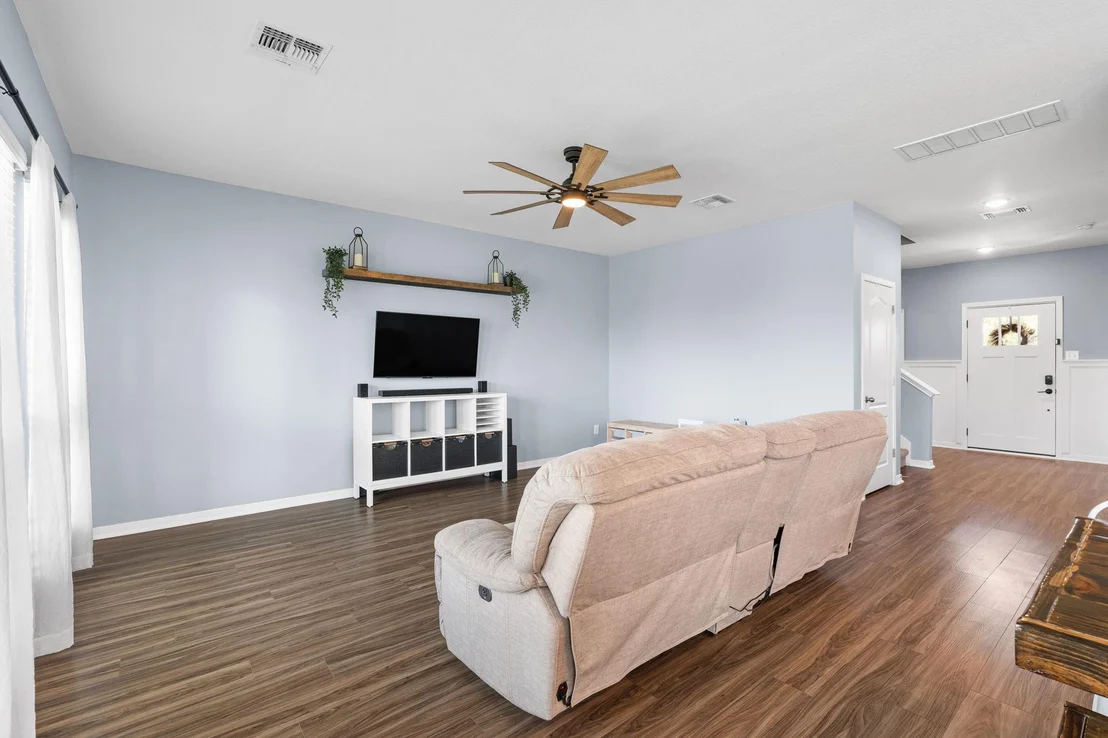 Photo of 10239 Six Shooter LN