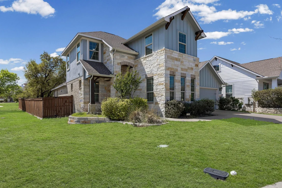 Photo of 2209 Littleleaf LN