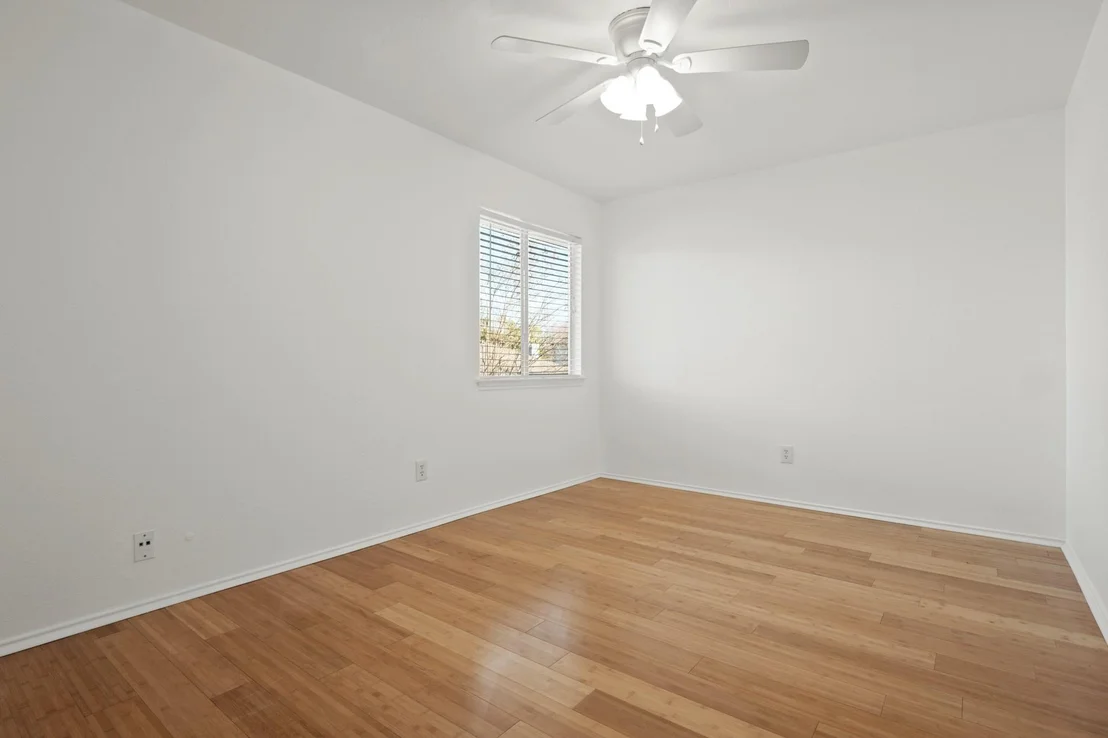 Photo of 604 S 4th ST