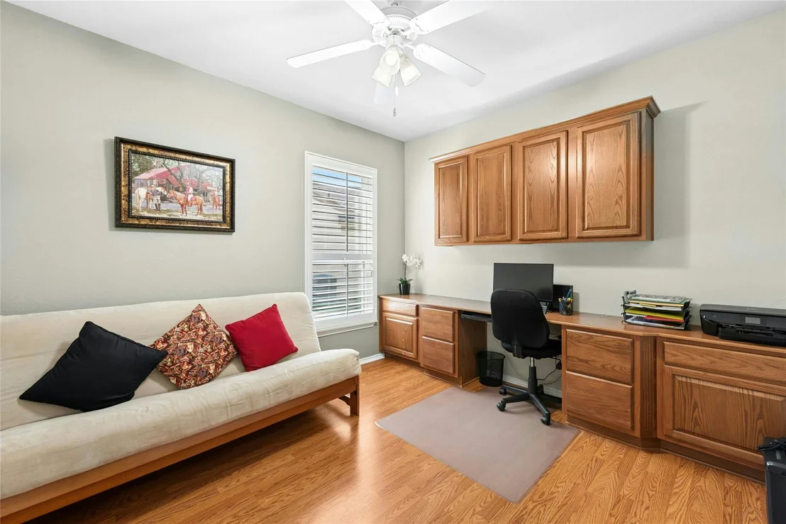 Photo of 213 Crockett LOOP