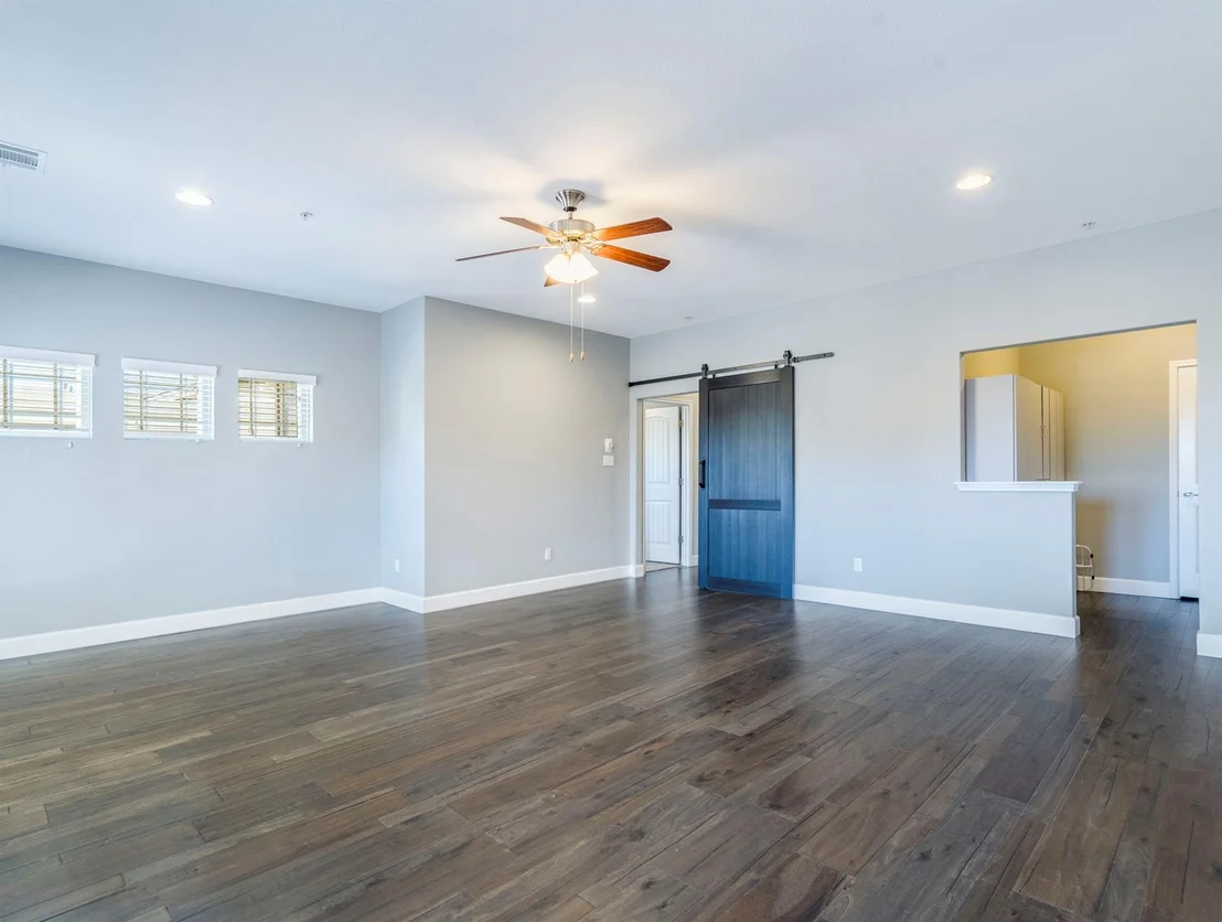 Photo of Unit 1903 at 2930 Grand Oaks LOOP