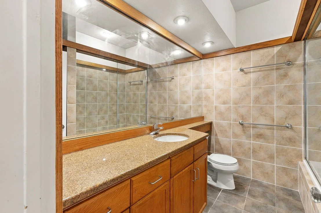 Photo of 3200 Harris Park Ave