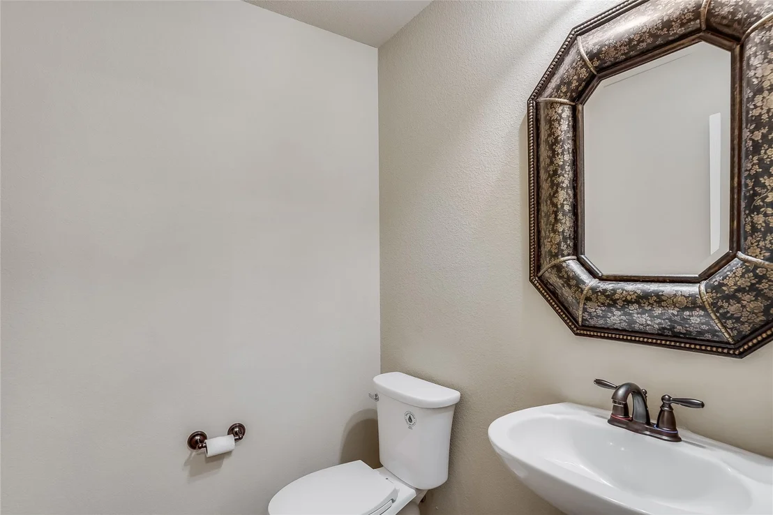 Photo of 140 Grapevine CT