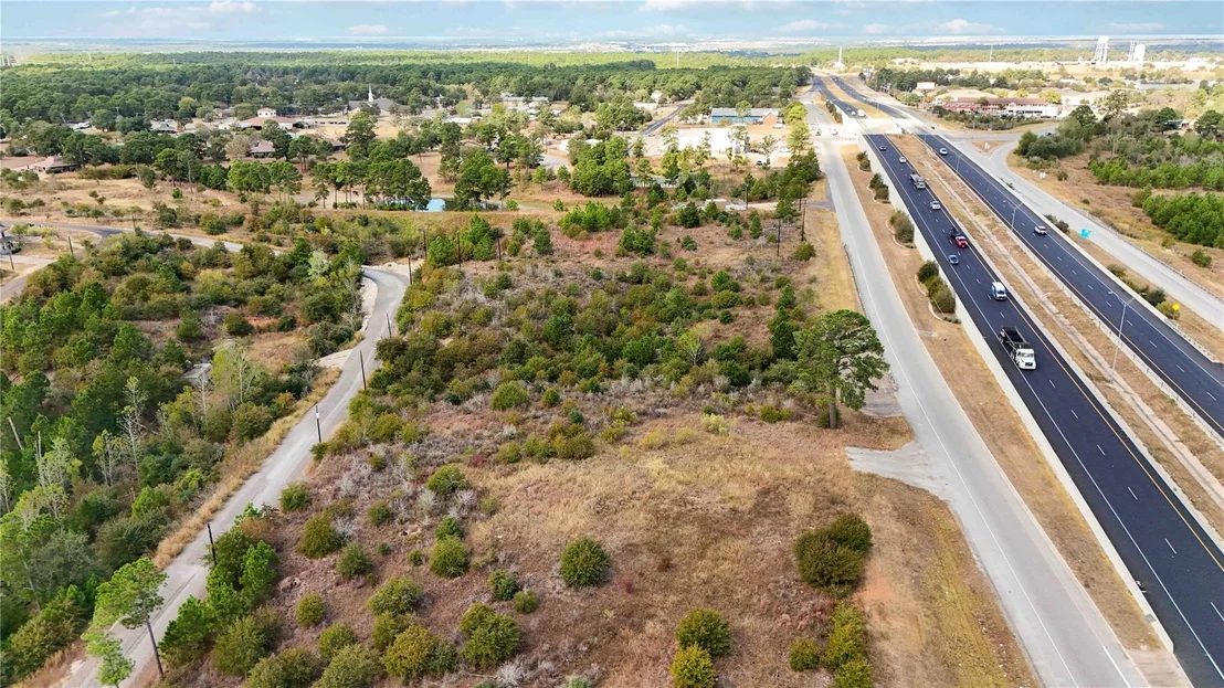 Photo of 4501 Highway 71 E
