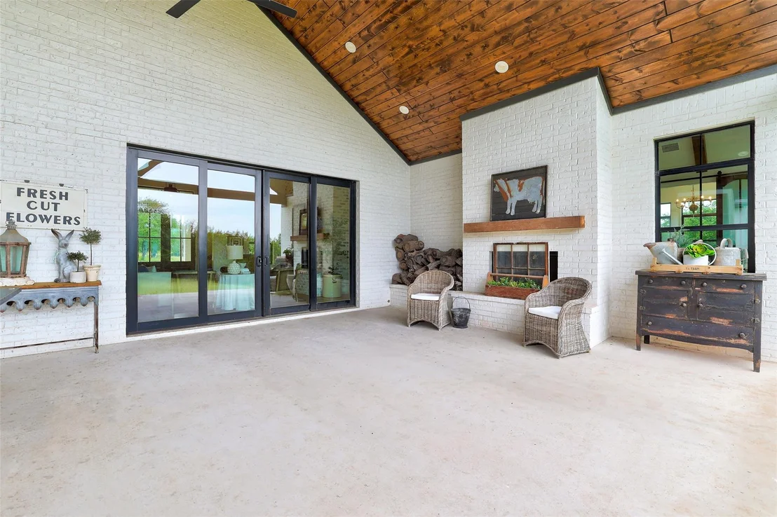 Photo of 7670 Shiny Top Ranch LN