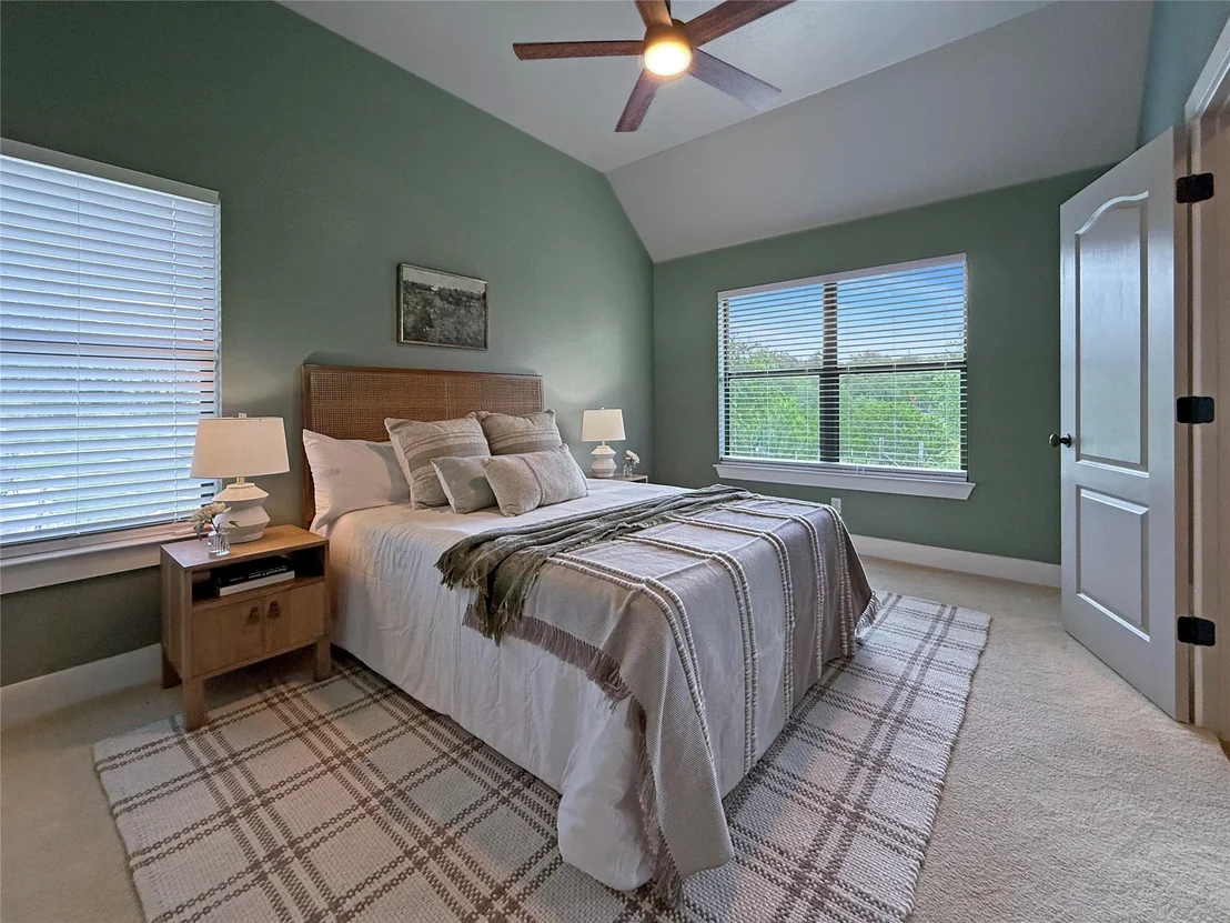 Photo of 10102 Twin Lake LOOP