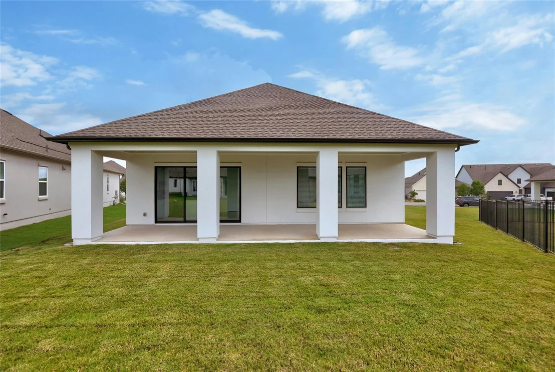 Photo of 213 Oakley PASS