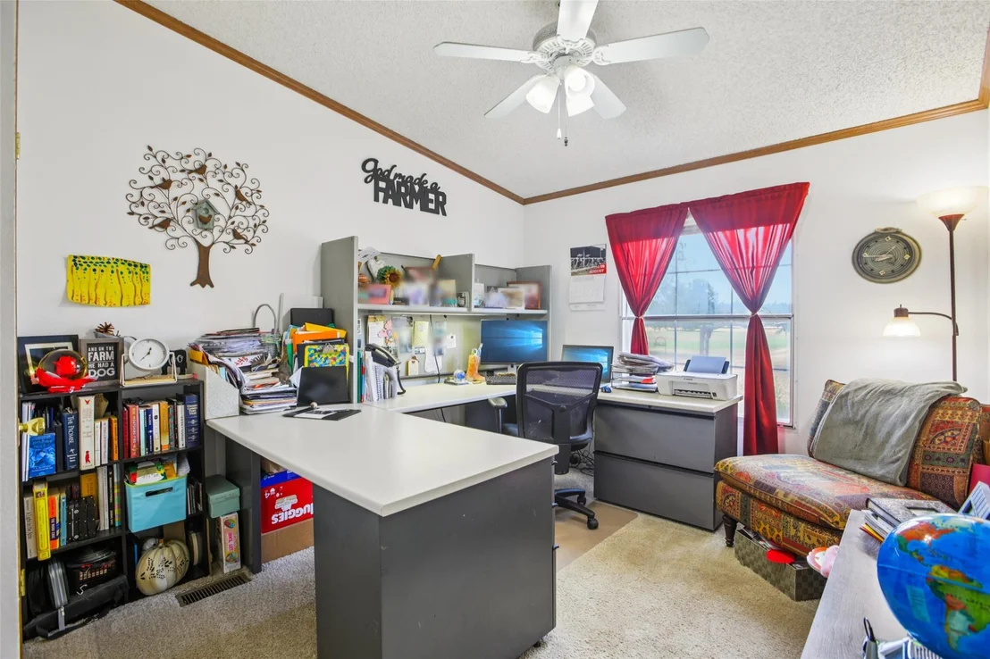 Photo of 372 Hofferek RD