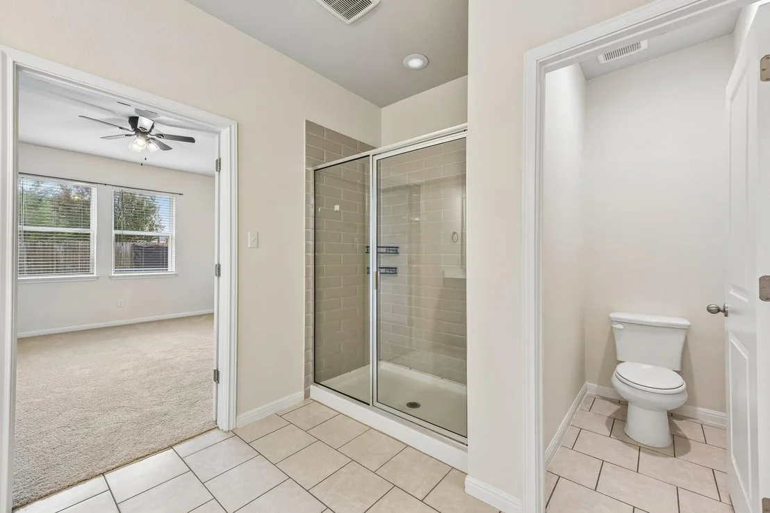 Photo of 128 Lacey Oak LOOP
