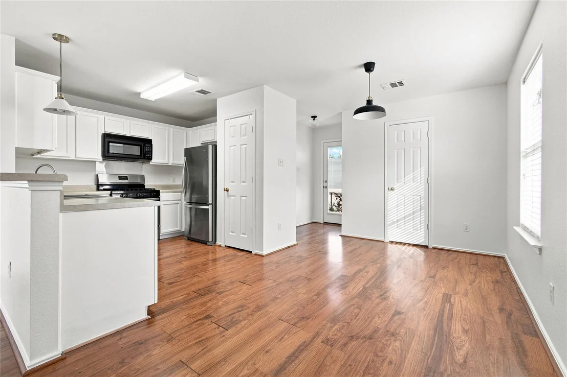 Photo of 437 Haupt