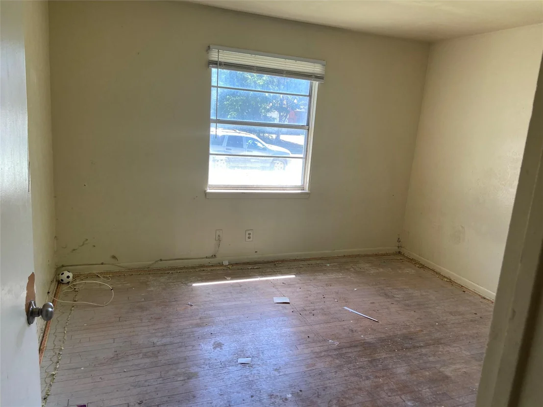 Photo of 1303 Connell DR