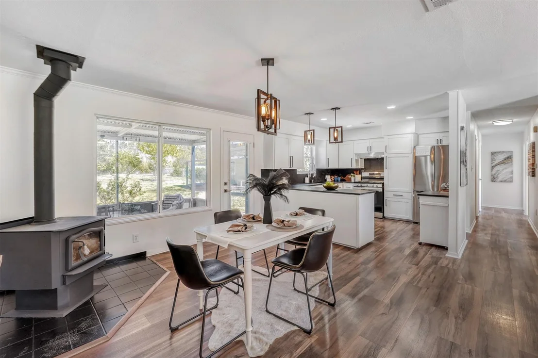 Photo of 5601 Oak BLVD