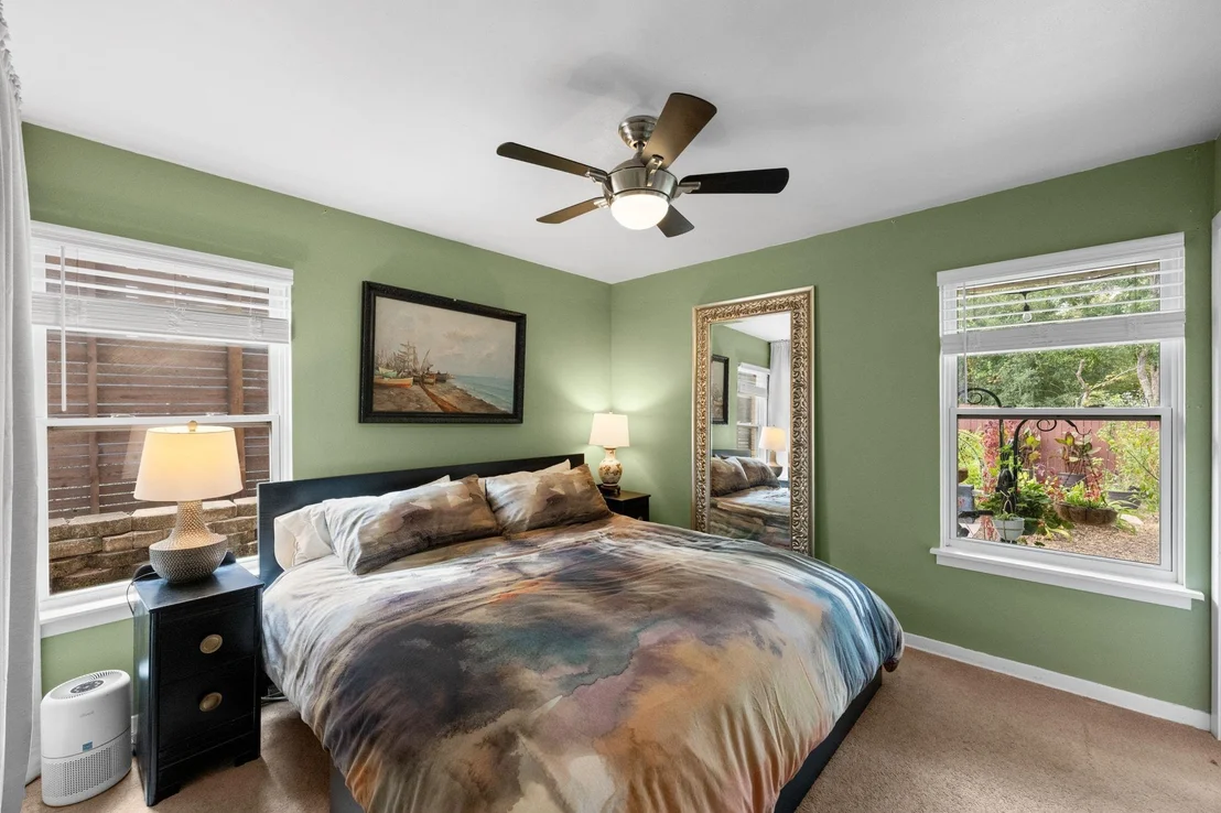 Photo of 2702 Little John LN