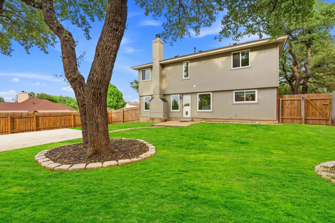 Photo of 1201 Deer Grove DR