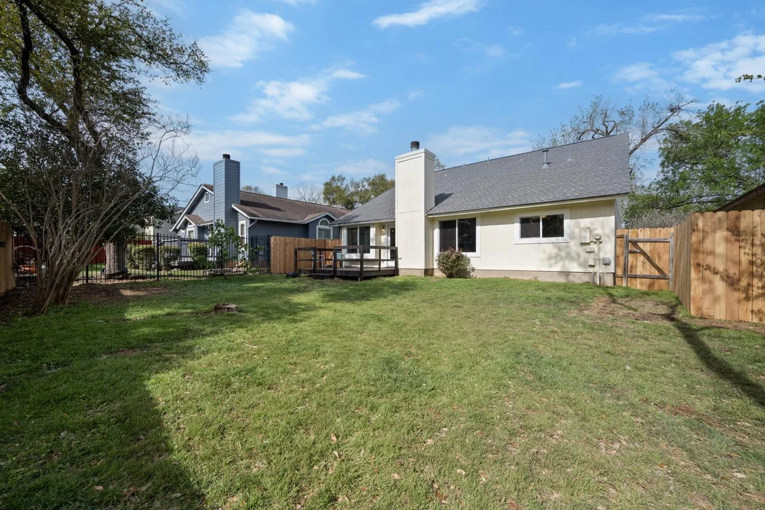 Photo of 8601 Verona TRL