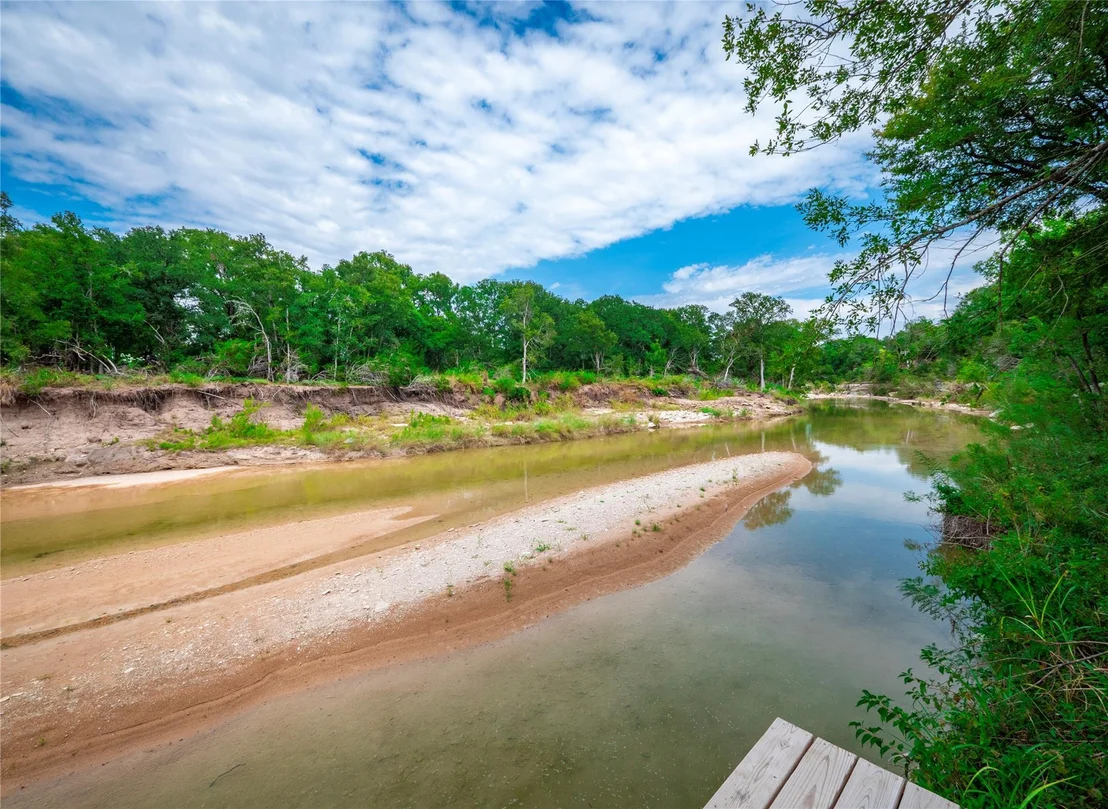 Photo of 205 River RD