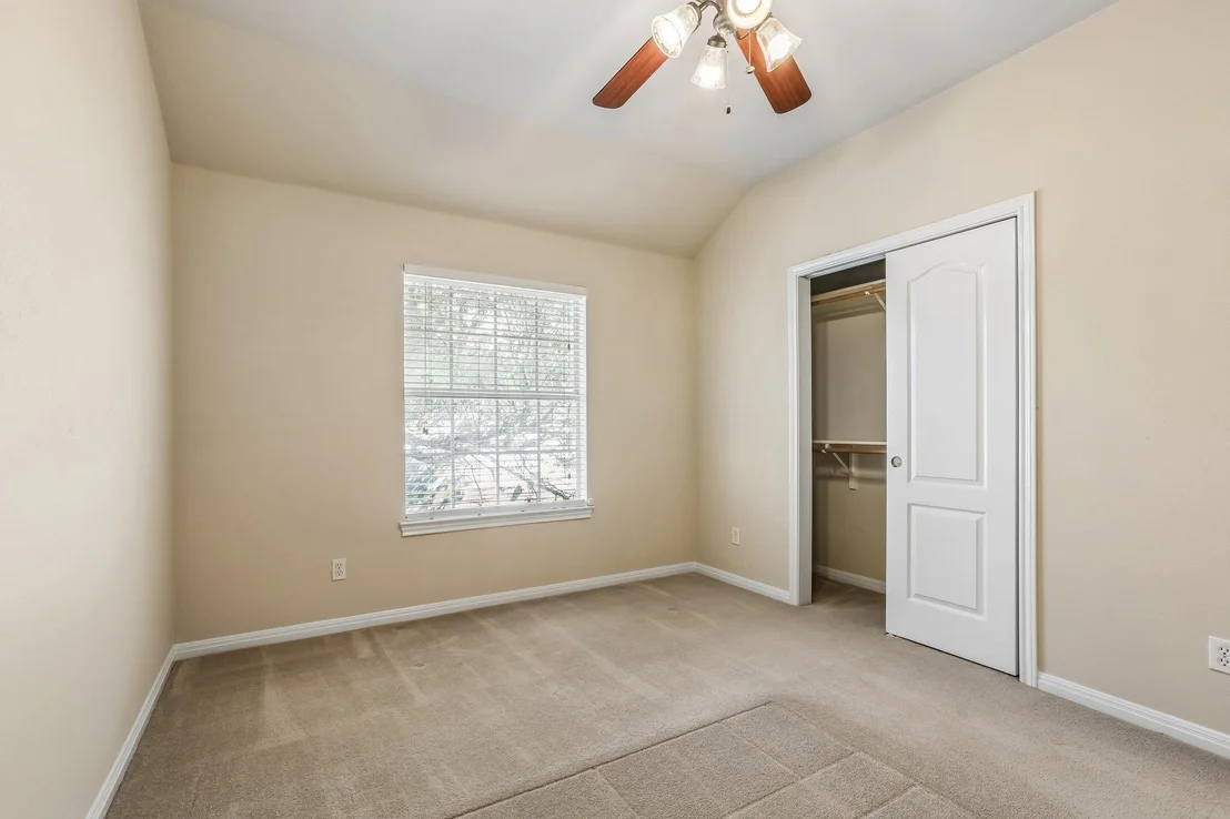 Photo of 15008 Thatcher DR