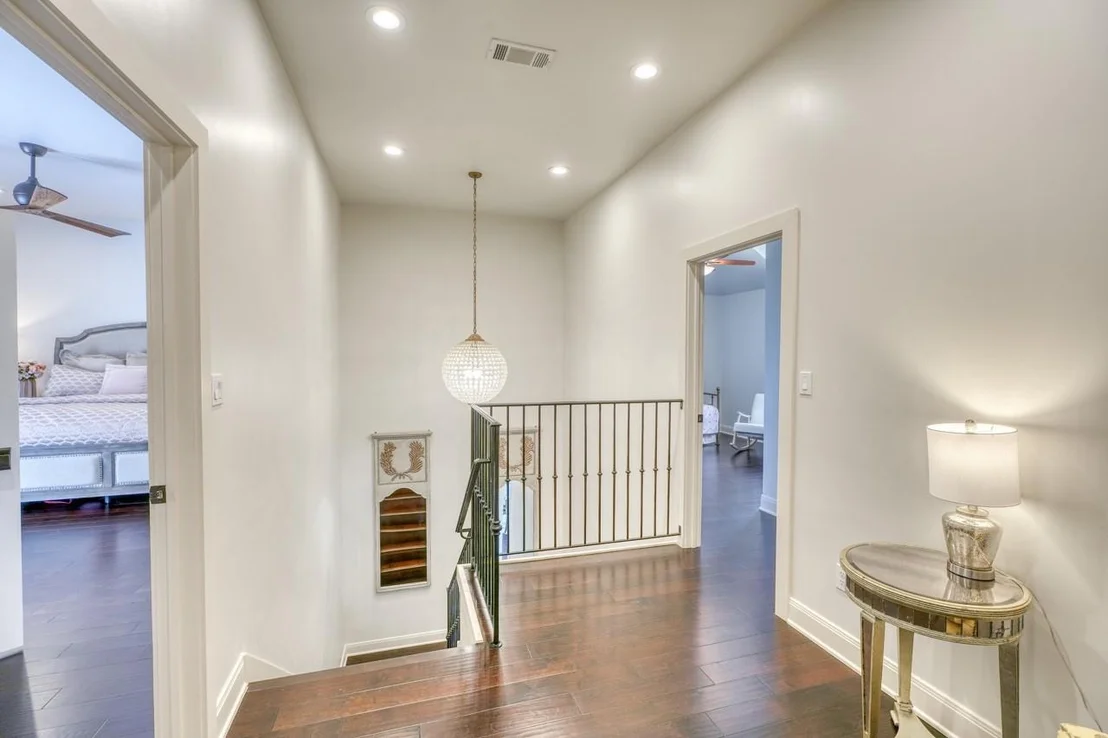 Photo of 301 Twisted Oak DR