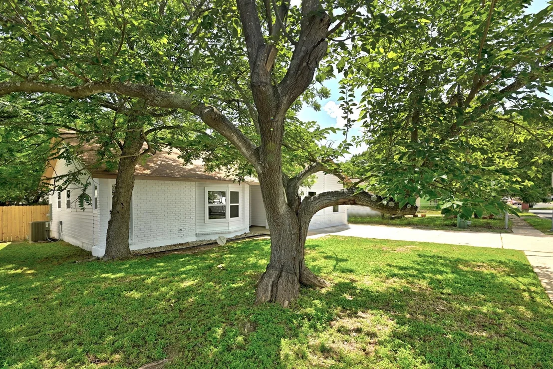 Photo of 4605 Cedargrove DR