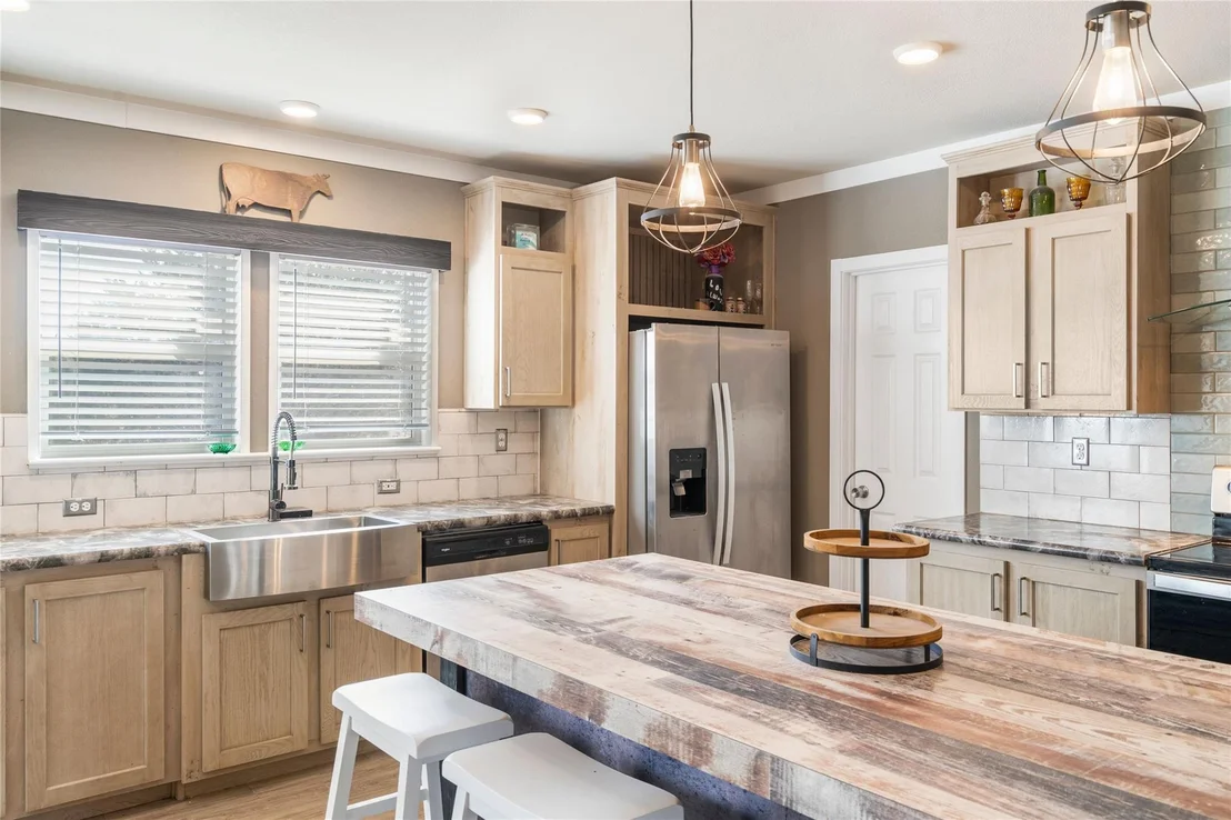 Photo of 2175 County Road 153