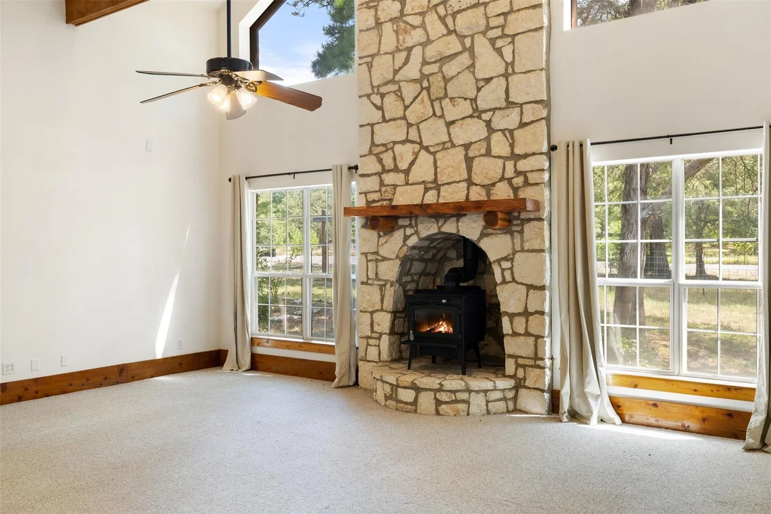 Photo of 179 Rainbow DR