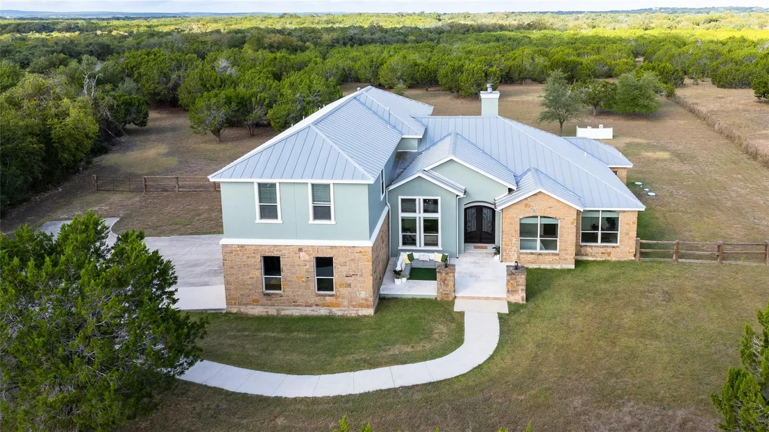 Photo of 724 Chama TRCE