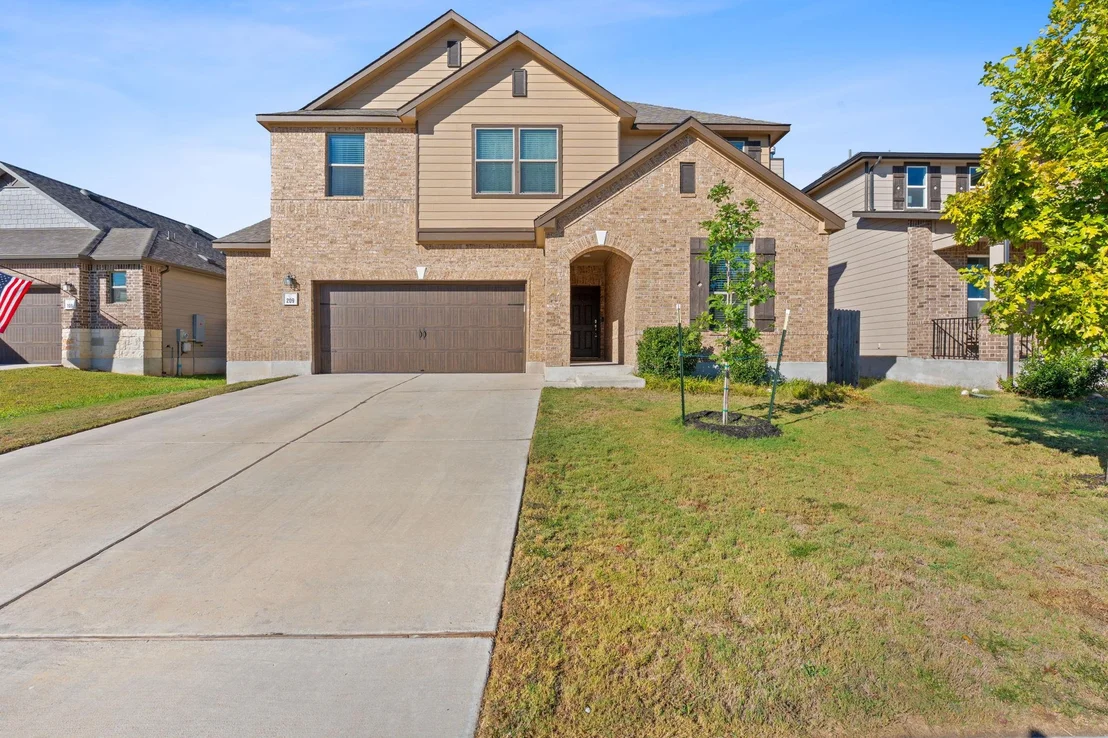 Photo of 209 Kennicott DR