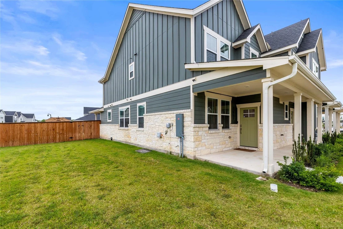 Photo of 2557 Caleb Asher LOOP