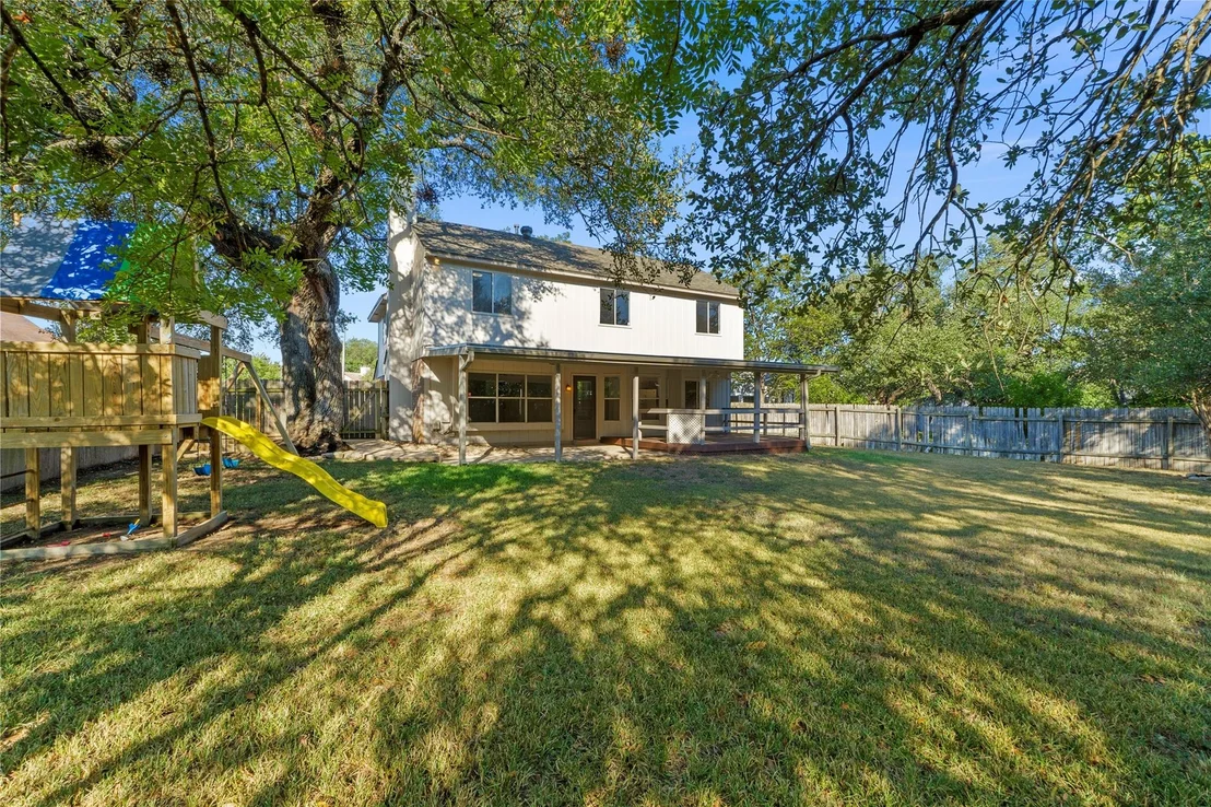Photo of 1400 Brook WAY