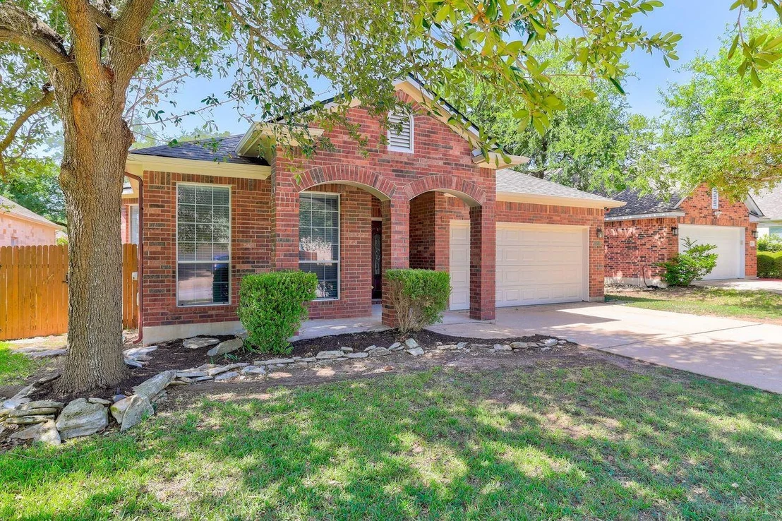 Photo of 3721 Pine Needle CIR