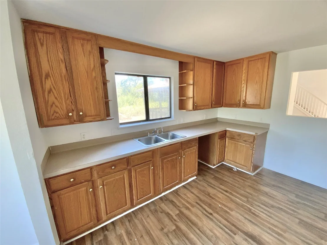 Photo of 289 Flaming Oak DR