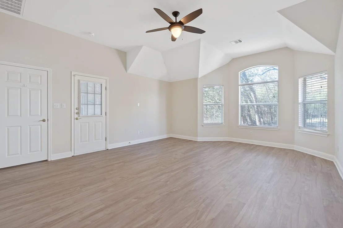 Photo of 738 Nelson Ranch RD