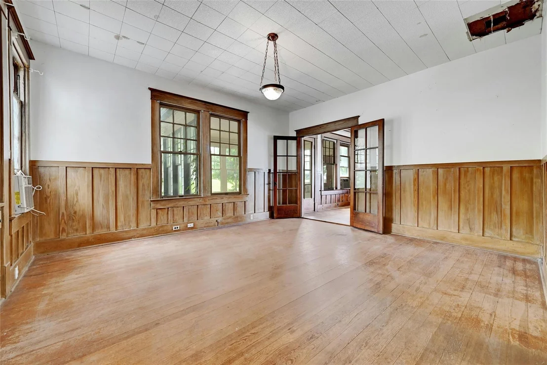 Photo of 1109 Travis Height BLVD