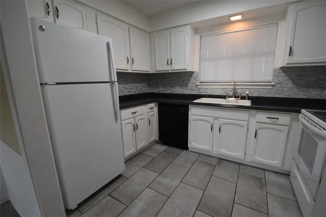 Photo of 2000 Millay DR