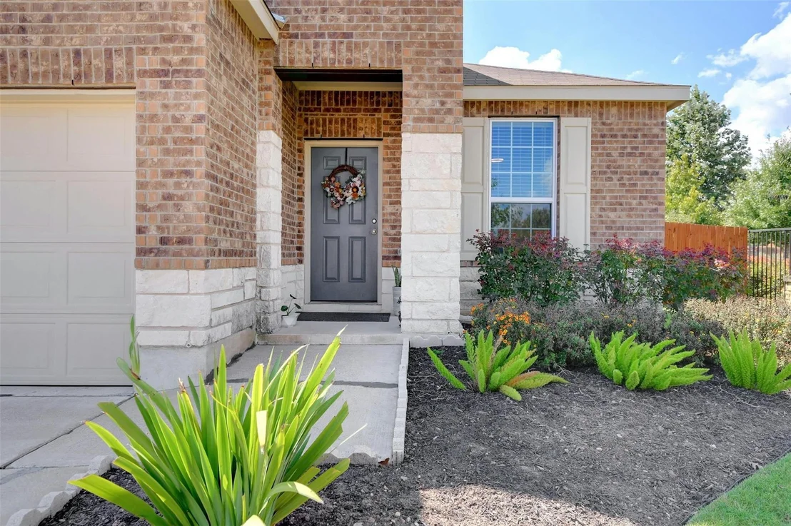 Photo of 118 Lyre Leaf DR