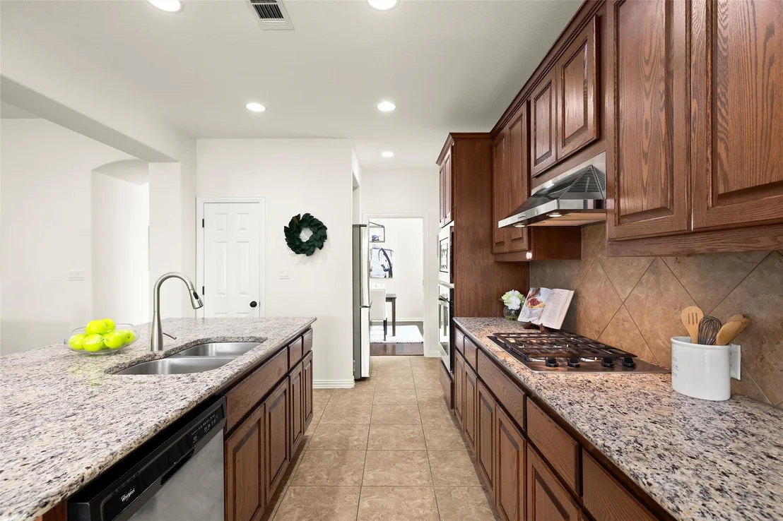 Photo of 425 Catalina LN