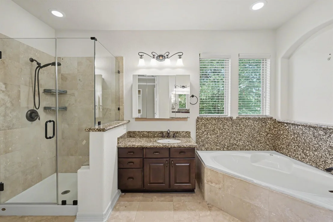 Photo of 19089 Grandview PT