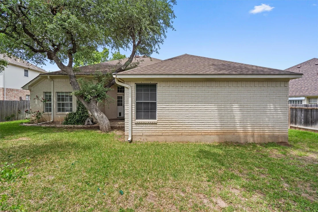 Photo of 2820 Blue Jay DR