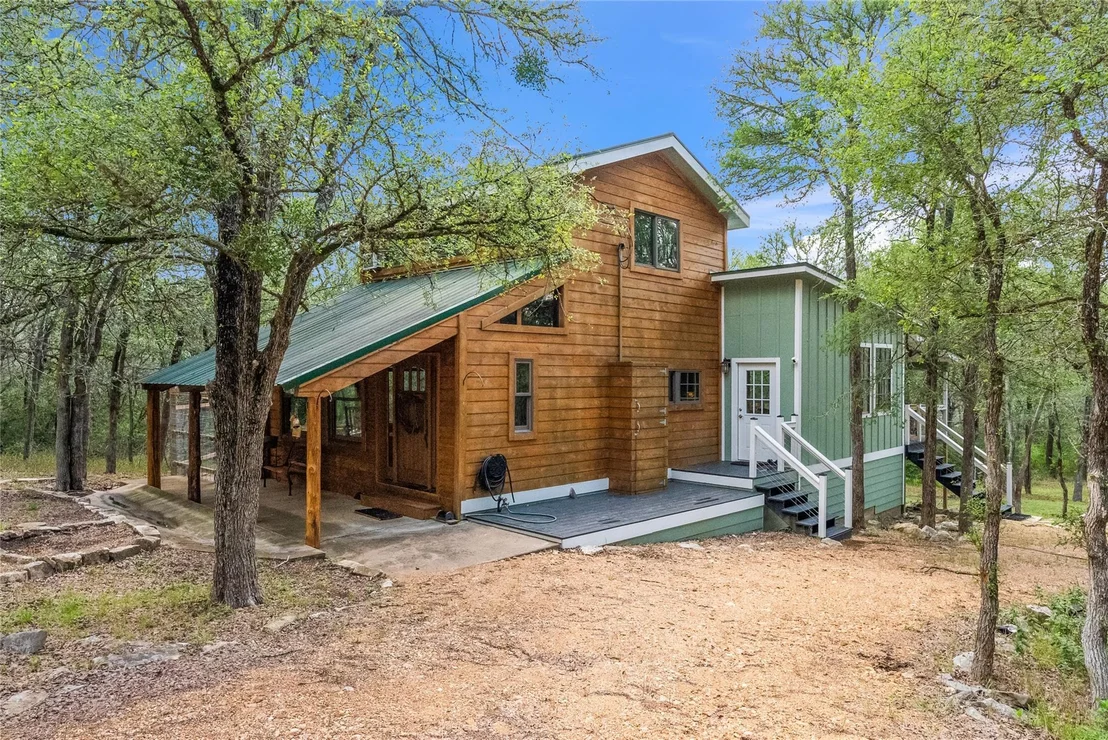 Photo of 415 Balch RD