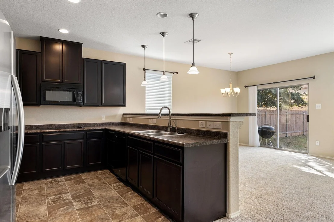 Photo of 913 Oatmeal DR