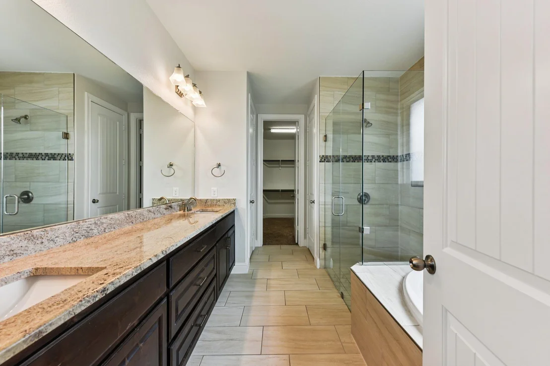 Photo of 114 Magona TRL
