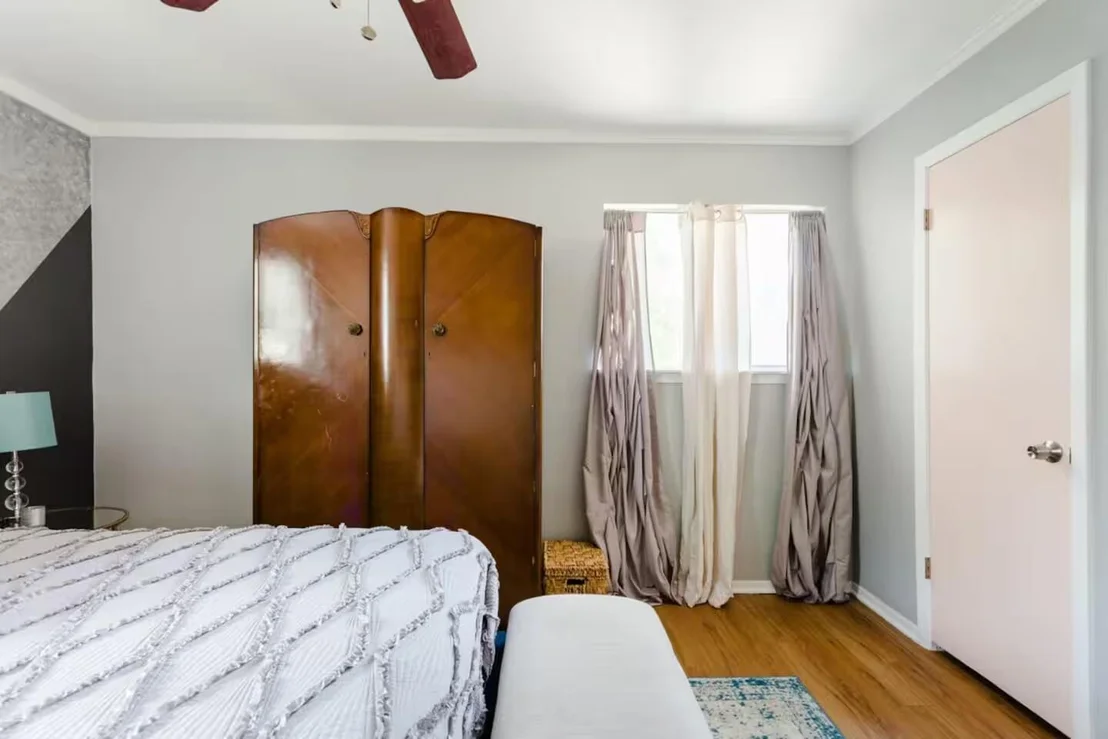 Photo of Unit C at 3417 Willowrun DR