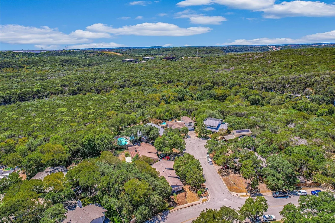 Photo of 2801 HORSESHOE BEND CV