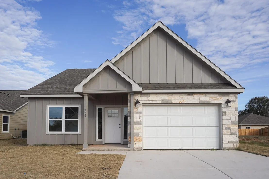 Photo of 320 String Prairie WAY