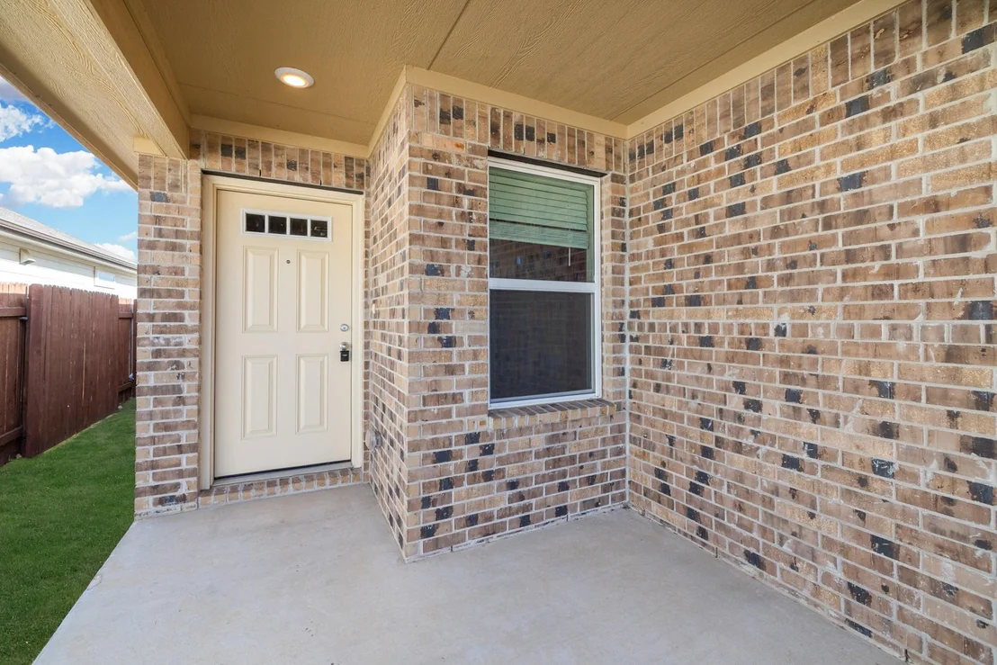 Photo of 200 Longmount CV