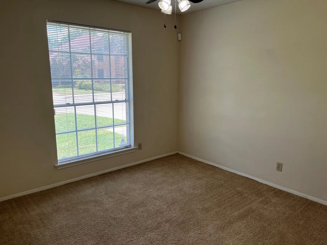 Photo of 1013 Forest TRL