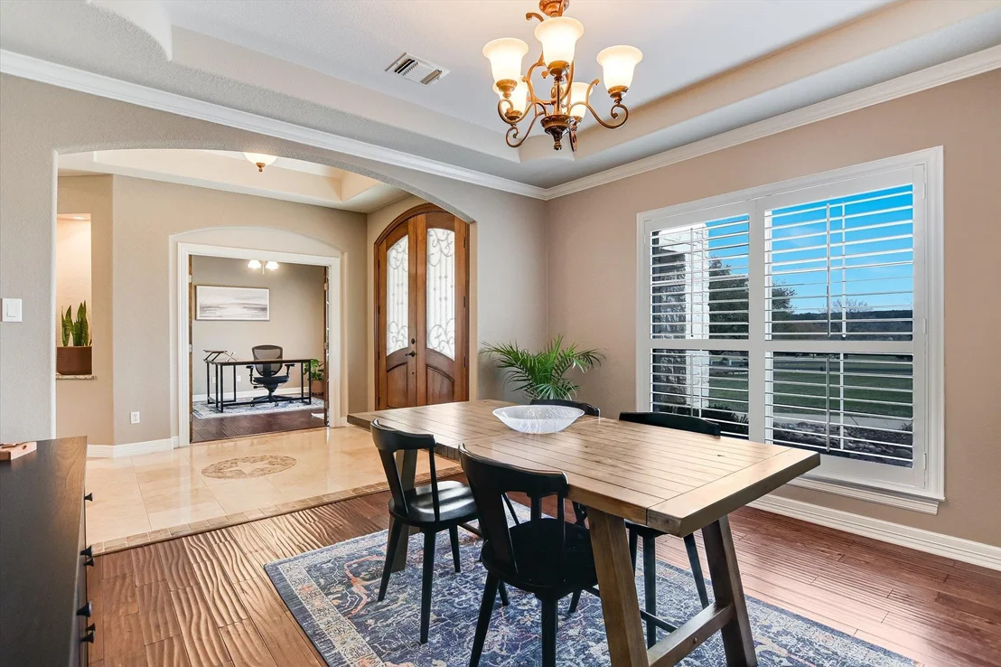 Photo of 604 Lake Side CV