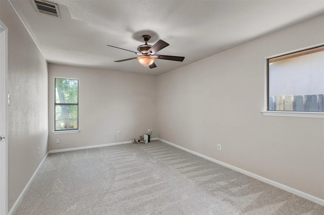 Photo of 1402 Beth LN