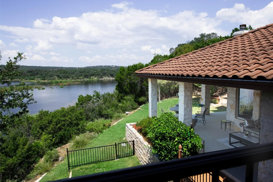 Photo of 25400 River RD